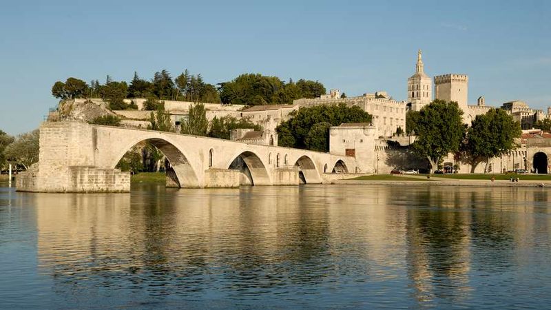 Pont d'Avignon und Papstpalast, Avignon