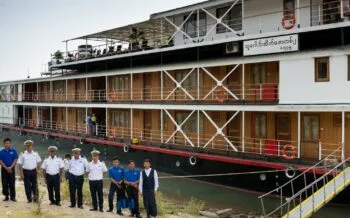 Myanmar Crewmitglieder vor Thurgau Exotic