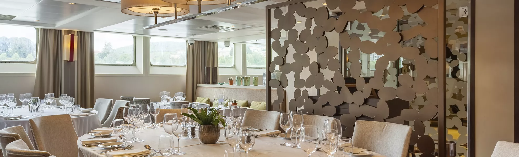 Restaurant - © 