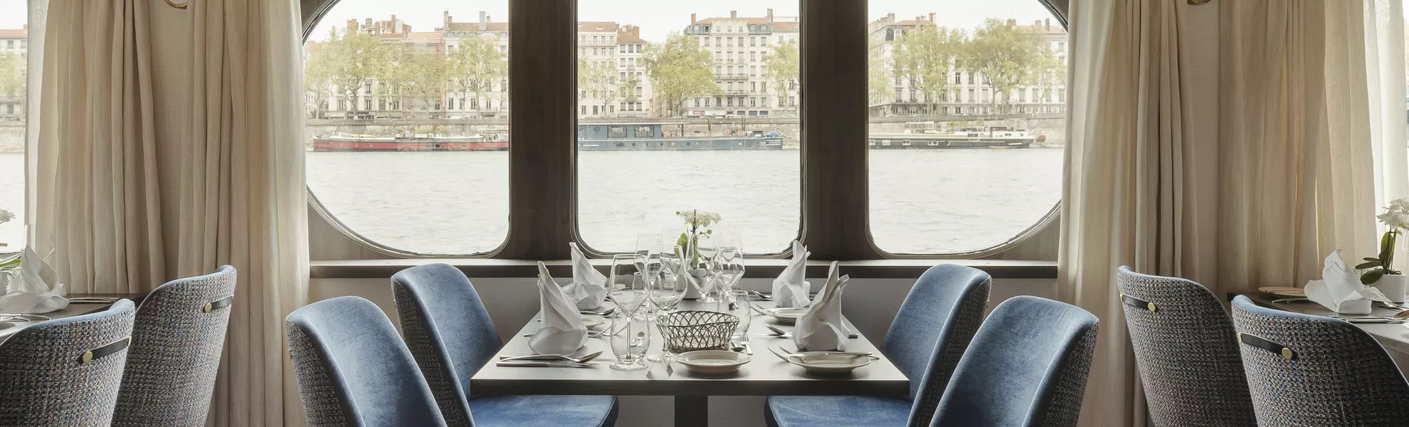 Restaurant - © Yohann Fontaine