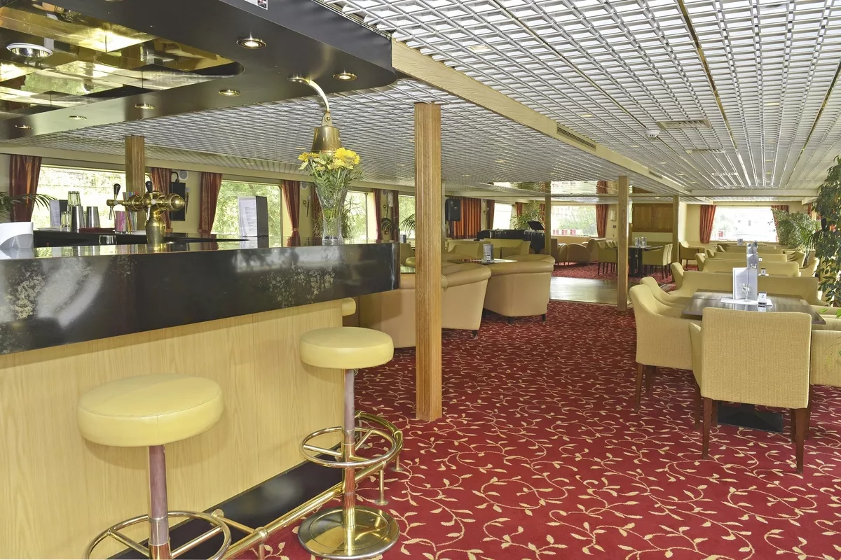 Salon - SE-Tours