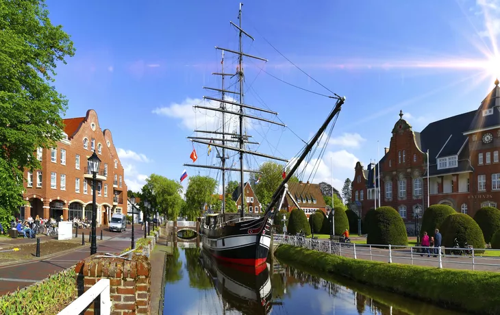 Rathaus, Papenburg - © EKH-Pictures - stock.adobe.com