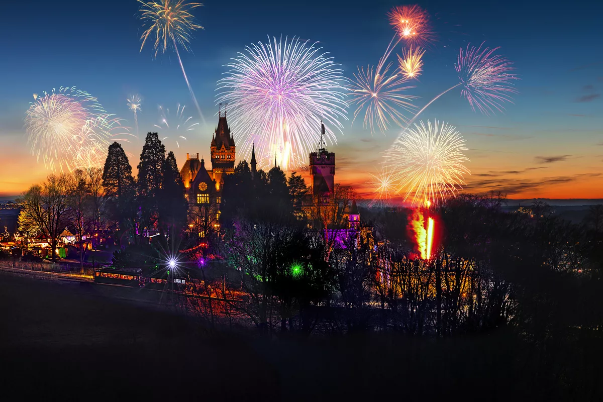 Blick vom Nil auf Luxor, Ägypten - ©dietwalther - stock.adobe.com