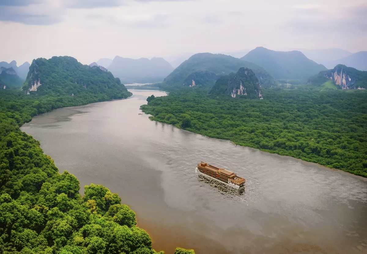 RV Mekong Star*****