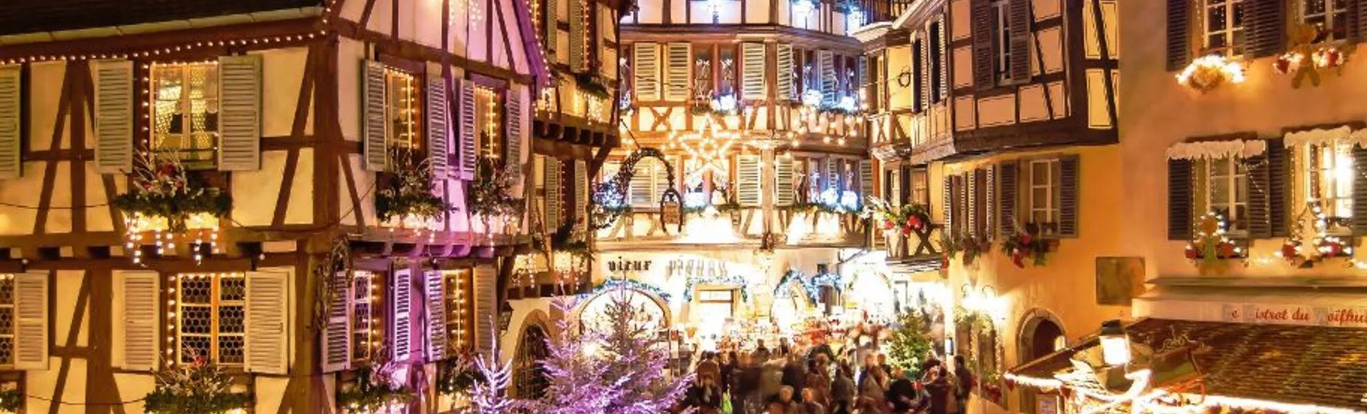 Der Weihnachtsmarkt in Colmar im Elsass - © Alexi TAUZIN - Fotolia