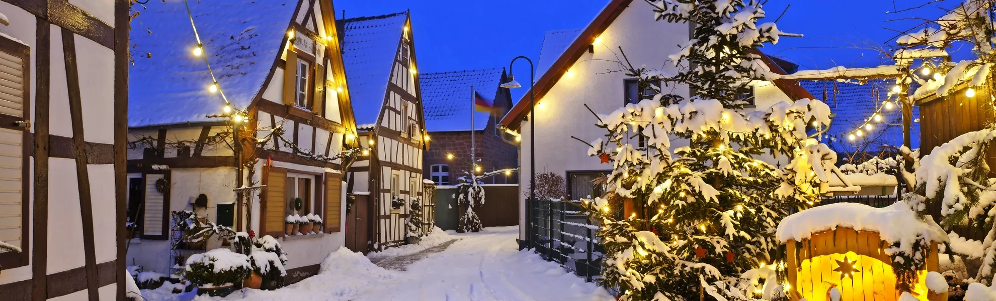 Weihnachten in Speyer - © IndustryAndTravel - stock.adobe.com
