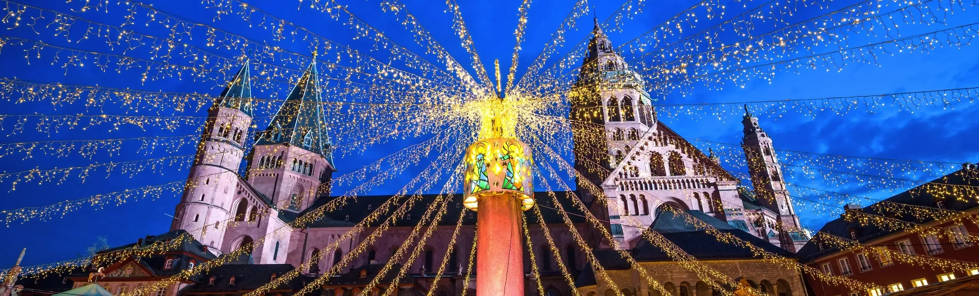 Weihnachtsmarkt am Mainzer Dom - © pure-life-pictures - Fotolia