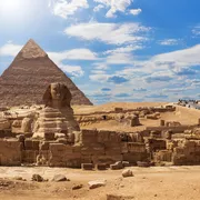 Blick auf die Grosse Sphinx und die Pyramiden von Gizeh, Ägypten