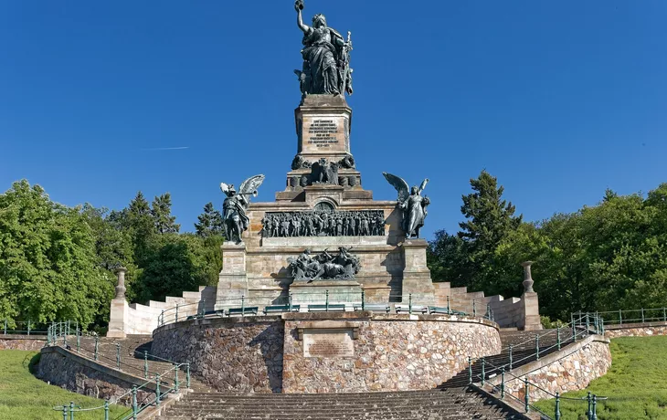 ©Dieter Meyer - stock.adobe.com - Niederwalddenkmal in Rüdesheim