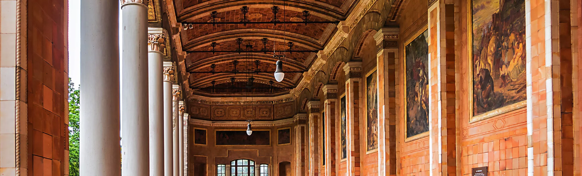 Trinkhalle in Baden-Baden - © dbrnjhrj - stock.adobe.com