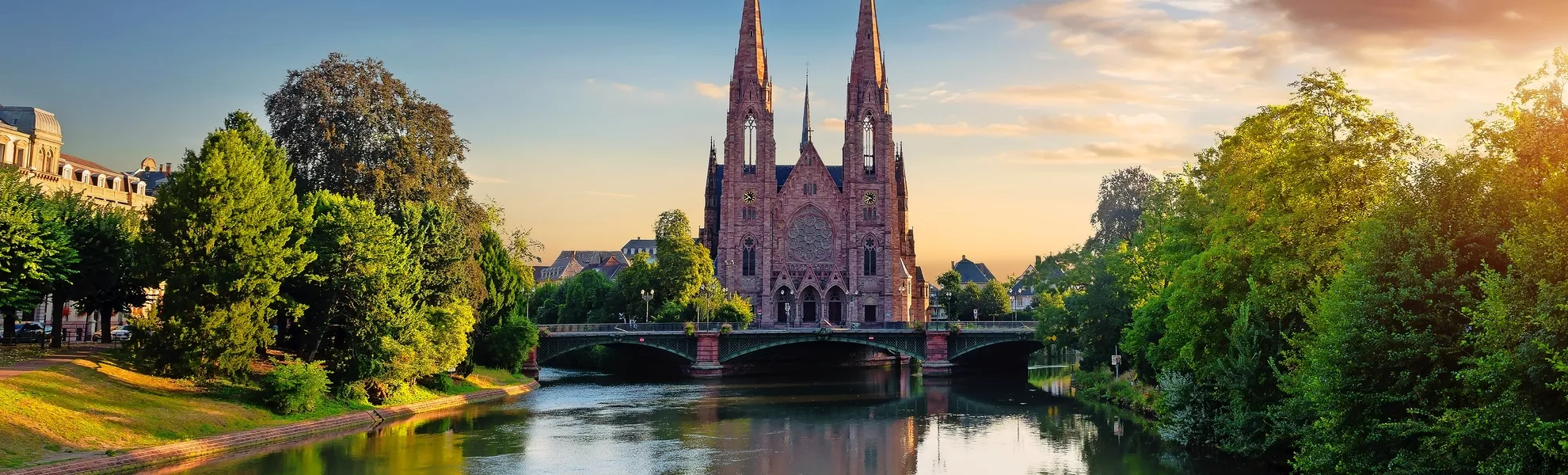 Kirche in Strasbourg - © Givaga - stock.adobe.com