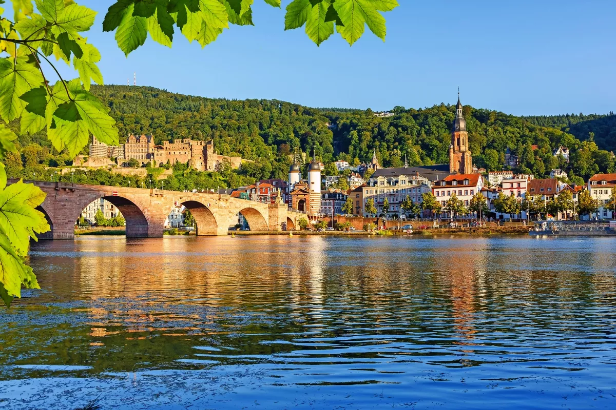 Brücke in Heidelberg - © sborisov - Fotolia