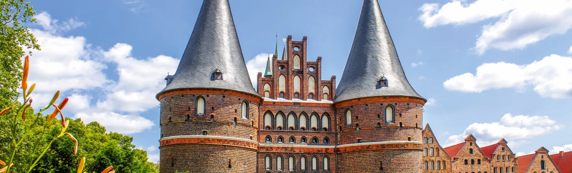 Holstentor in Lübeck - © pure-life-pictures - Fotolia