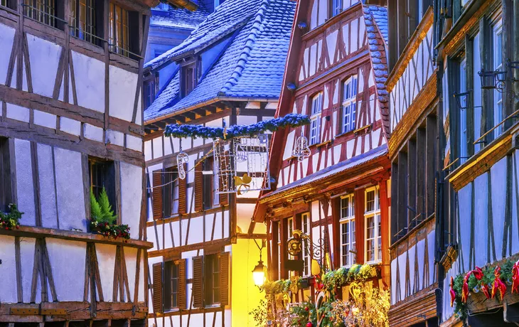 © ecstk22 - stock.adobe.com - Fachwerkhäuser in Strasbourg