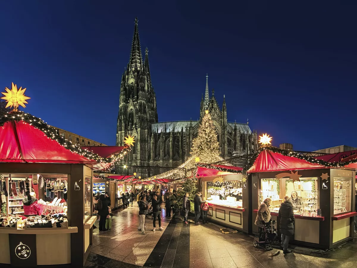 Weihnachtsmarkt, Köln - © Mikhail Markovskiy - stock.adobe.com