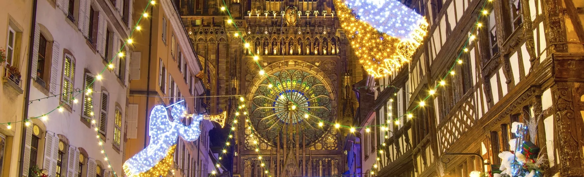 Christkindelsmärik, Strasbourg - © Â©Alexi Tauzin - stock.adobe.com