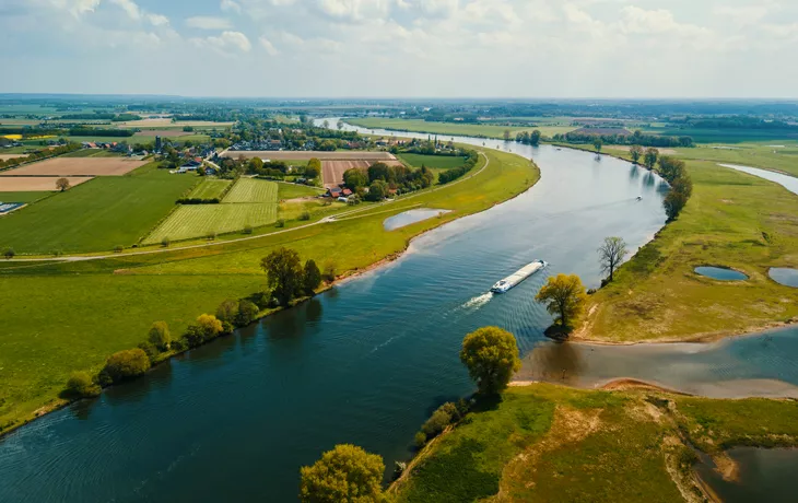 © NTG Drone Media - stock.adobe.com - Loonse Waard aux Pays-Bas