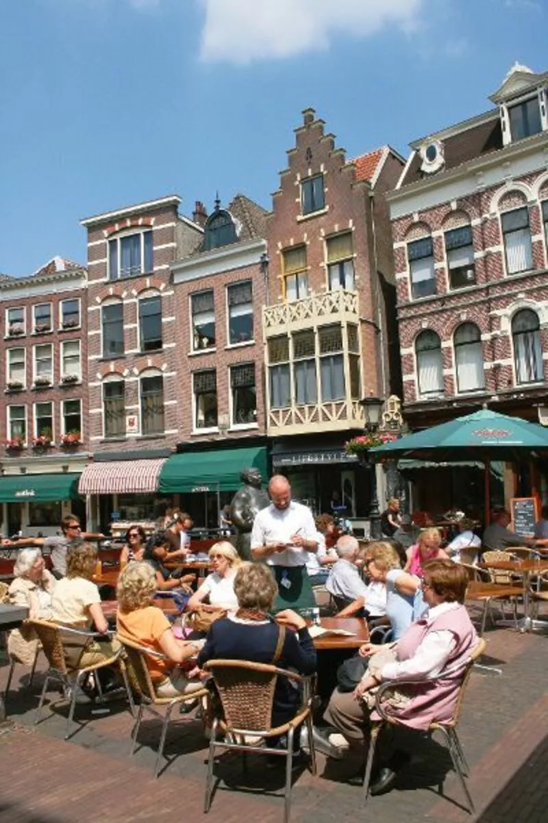 Strassencafé in Utrecht