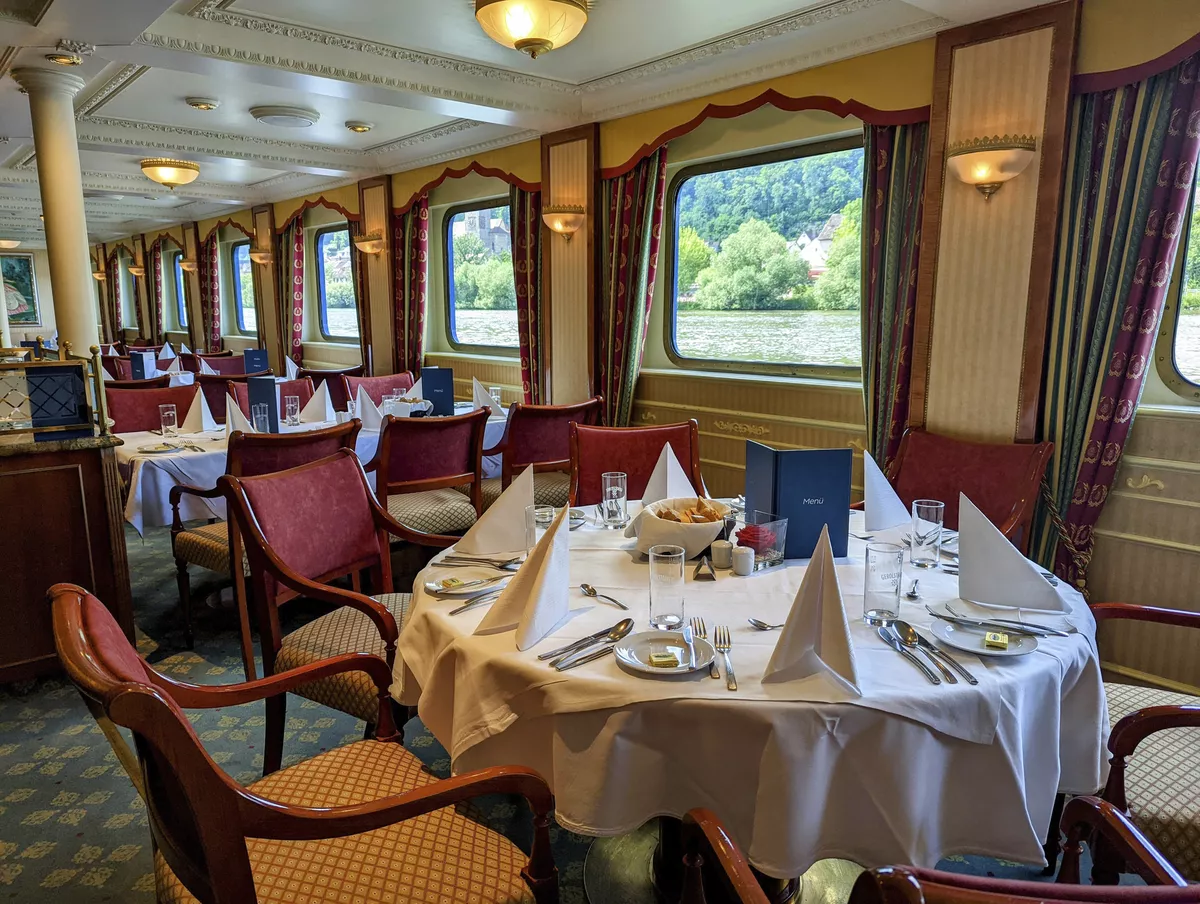 Restaurant - SE-Tours