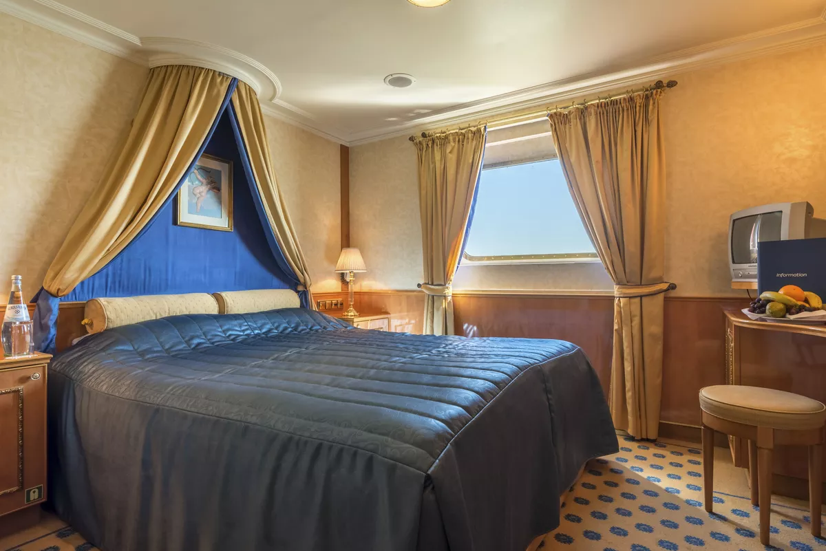 2-Bettkabine Hauptdeck (ca. 12 m²), Doppelbett - © 