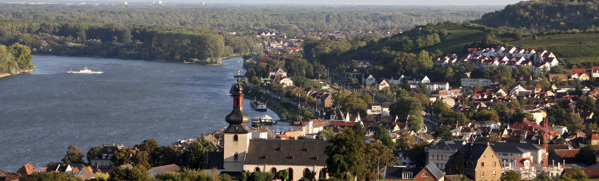 Rhein bei Nierstein - SE-Tours