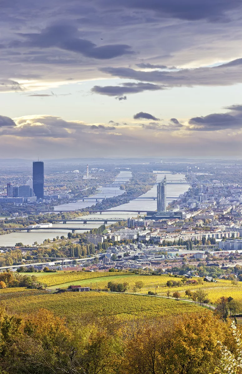 Blick vom Kahlenberg auf Wien - © Creativemarc - Fotolia