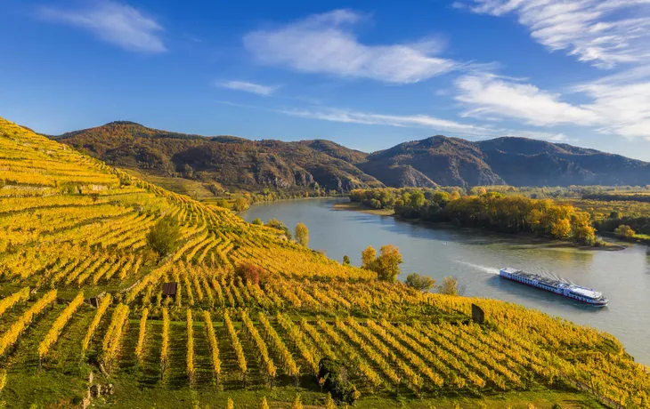 © Tomas Marek - stock.adobe.com - Panorama automnal de la vallée de la Wachau (patrimoine mondial de l'Unesco)