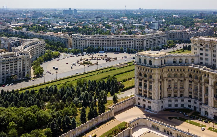 © Christian Faludi - stock.adobe.com - Palais présidentiel, Bucarest