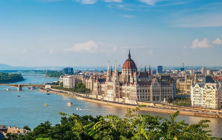 © milosk50 - Fotolia - Panorama de Budapest en Hongrie