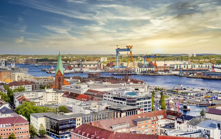 © Hans Steen-Kiel - stock.adobe.com - Port de Kiel