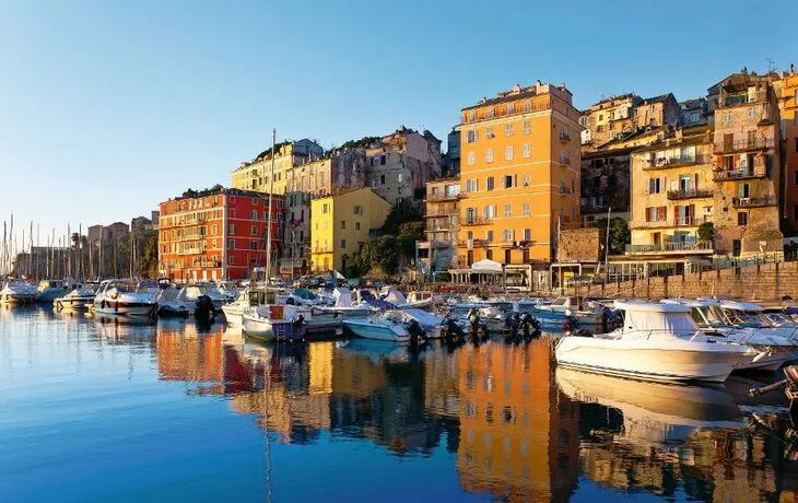 © Beboy - Fotolia - Port de Plaisance in Bastia 