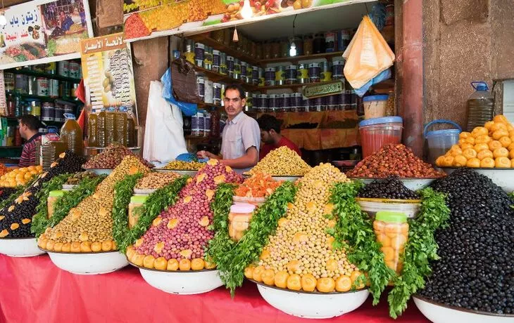Früchtehändler auf dem Markt