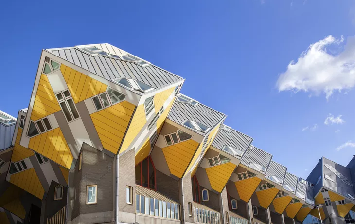 © Copyright: Peter de Kievith peter@fotografie.dk - Gelbe Kubushäuser, Rotterdam