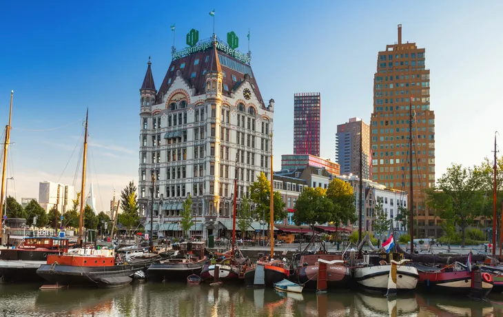 © fotolupa - stock.adobe.com - Alter Hafen von Rotterdam
