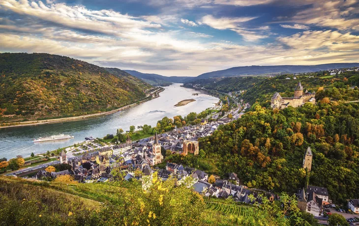 Bacharach am Mittelrhein - © katjaverhoeven - stock.adobe.com