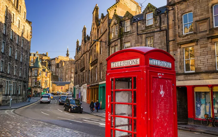 ©f11photo - stock.adobe.com - Strasse der Royal Mile in Edinburgh