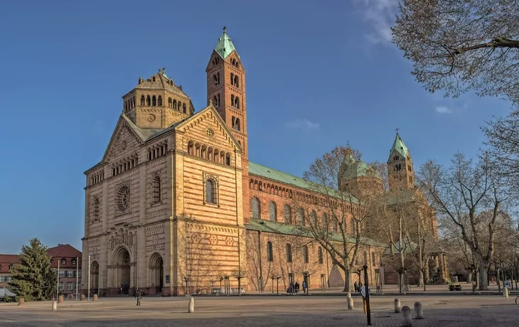 © Ulrich Roth - stock.adobe.com - Dom in Speyer