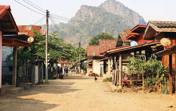 Einheimisches Dorf in Laos