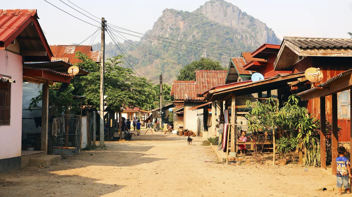 Einheimisches Dorf in Laos