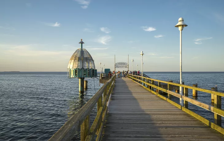 © Â©R.Bitzer Photography - stock.adobe.com - Seebrücke Zinnowitz, Usedom