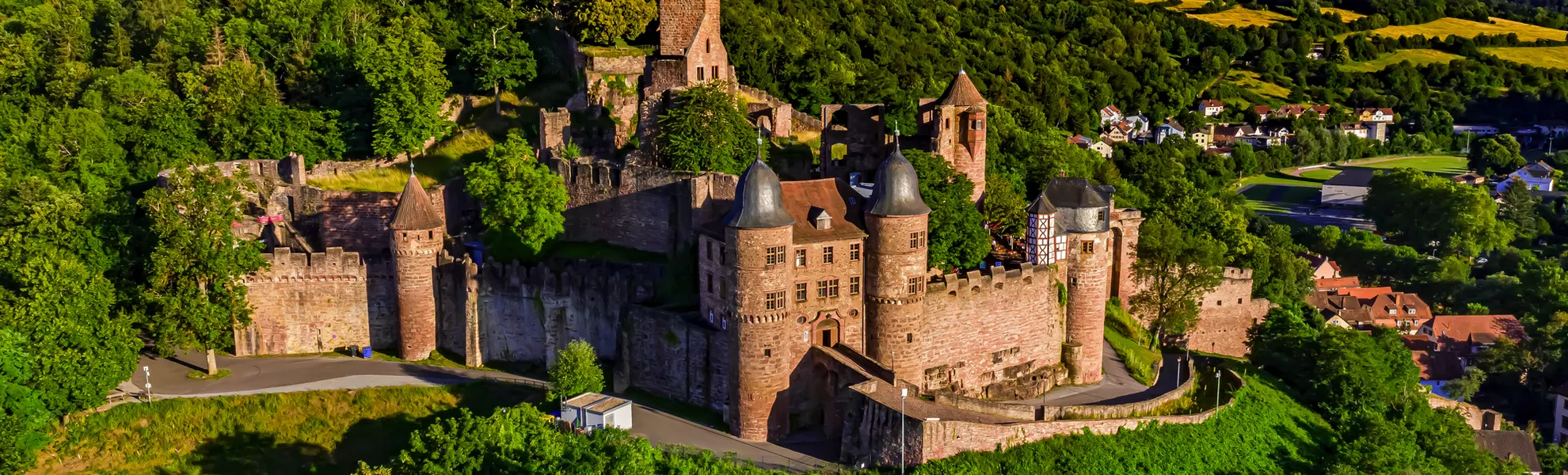 Wertheim aus der Luft - © Roman - stock.adobe.com