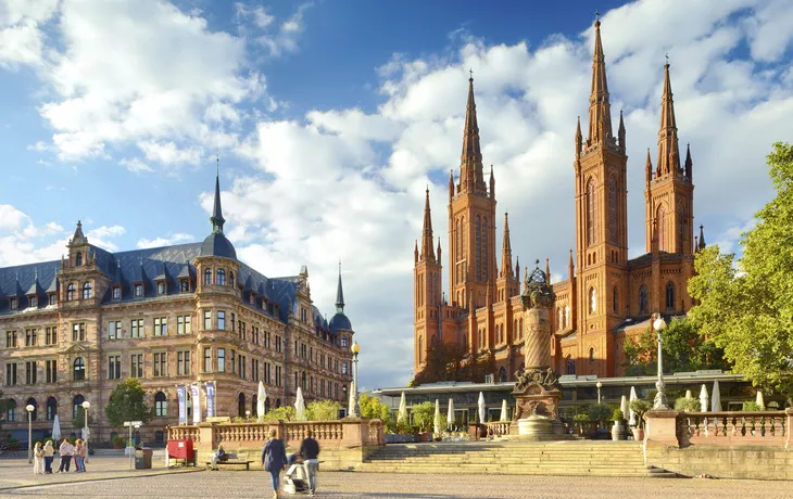 © FRANCESCO CAROVILLANO - Marktkirche mit Rathaus, Wiesbaden