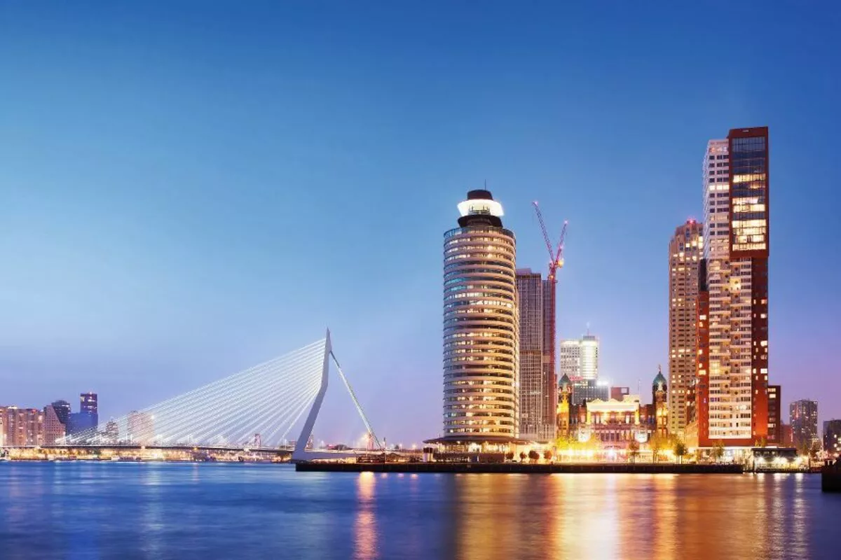 City of Rotterdam Skyline in the Evening - © Artur Bogacki - Fotolia