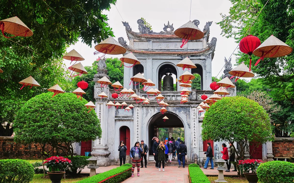 Literaturtempels in Hanoi - © Roman Babakin - stock.adobe.com