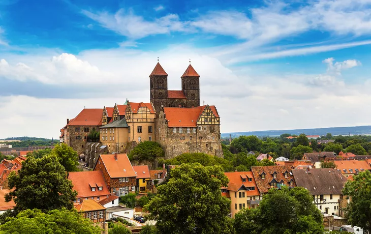 © www.figurniy.com - Stiftskirche St.Servatii