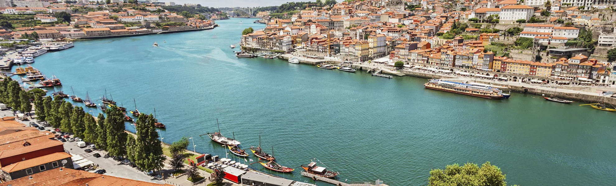 Douro mit Sicht auf Porto - © Getty Images/iStockphoto