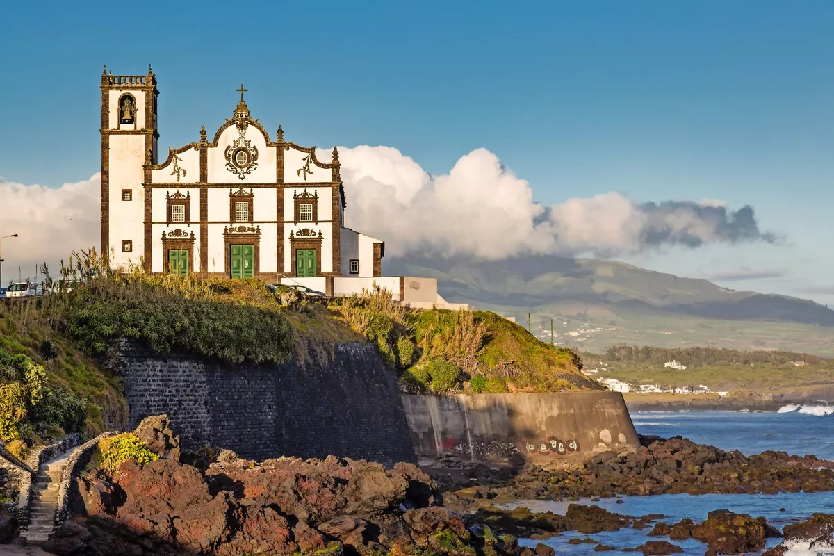 Igreja de São Roque in Ponta Delgada auf der Insel São Miguel - © KajzrPhotography.com - stock.adobe.com