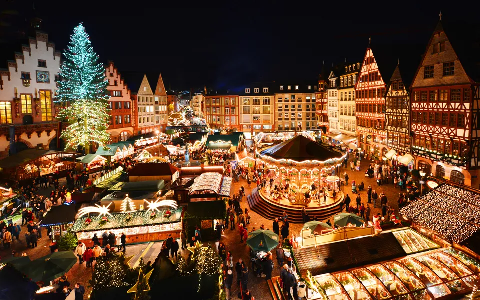 Weihnachtsmarkt in Frankfurt - © karlo54 - stock.adobe.com