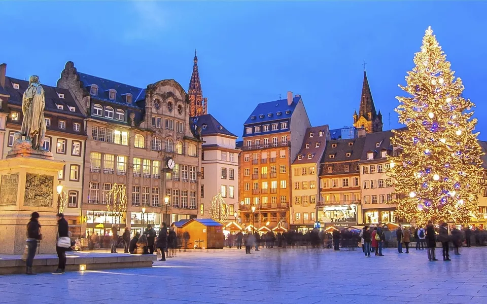 Weihnachtsmarkt, Strasbourg - © Alexi TAUZIN - Fotolia 88080261