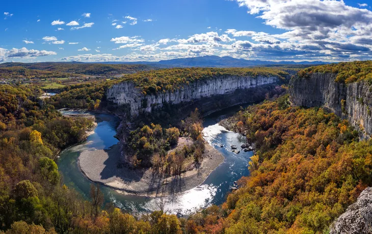 © Volker Loche - stock.adobe.com - Frankreich bei der Ardèche